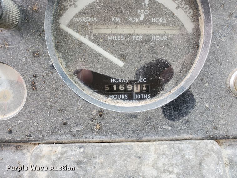 image for item DI4752 1970 John Deere 4020  tractor