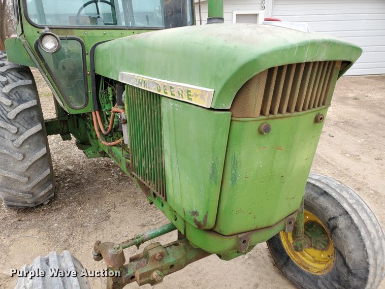 image for item DI4752 1970 John Deere 4020  tractor