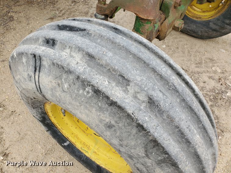 image for item DI4752 1970 John Deere 4020  tractor