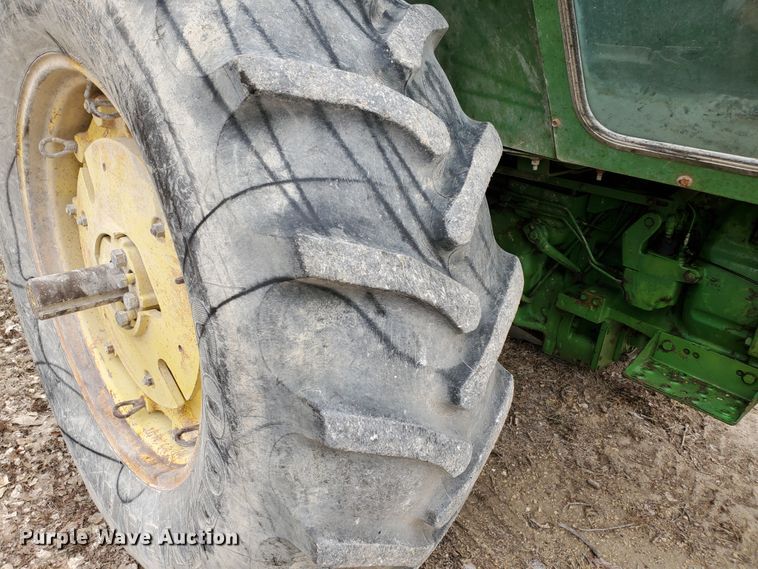 image for item DI4752 1970 John Deere 4020  tractor