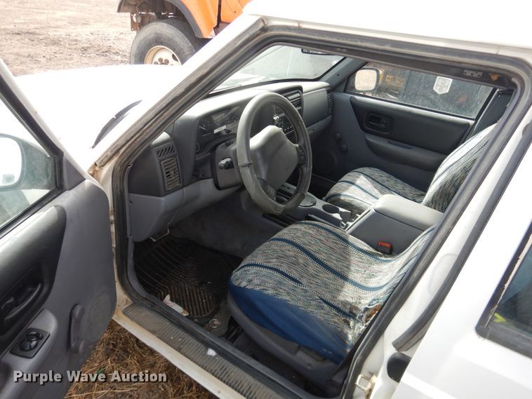 image for item DI5499 1997 Jeep Cherokee  SUV