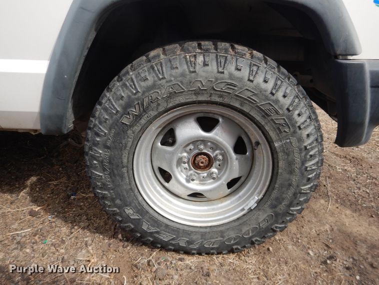 image for item DI5499 1997 Jeep Cherokee  SUV