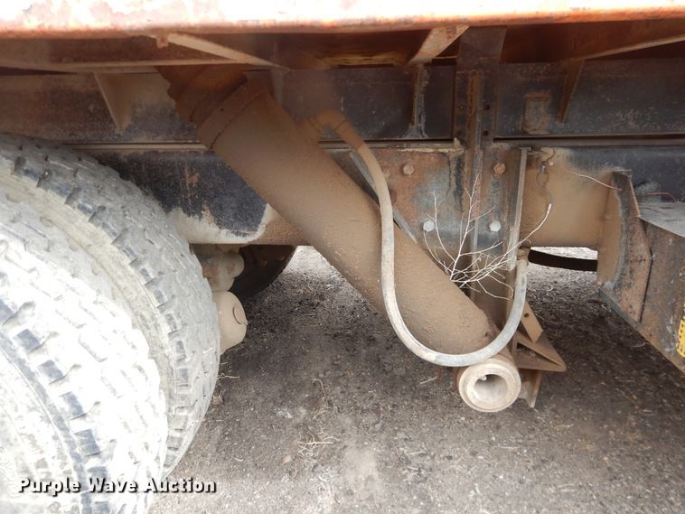 image for item DI5501 1985 International F2574  dump truck