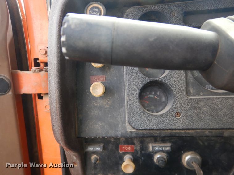image for item DI5501 1985 International F2574  dump truck