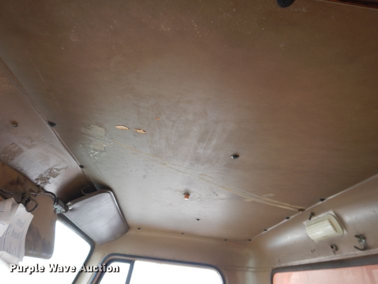 image for item DI5501 1985 International F2574  dump truck