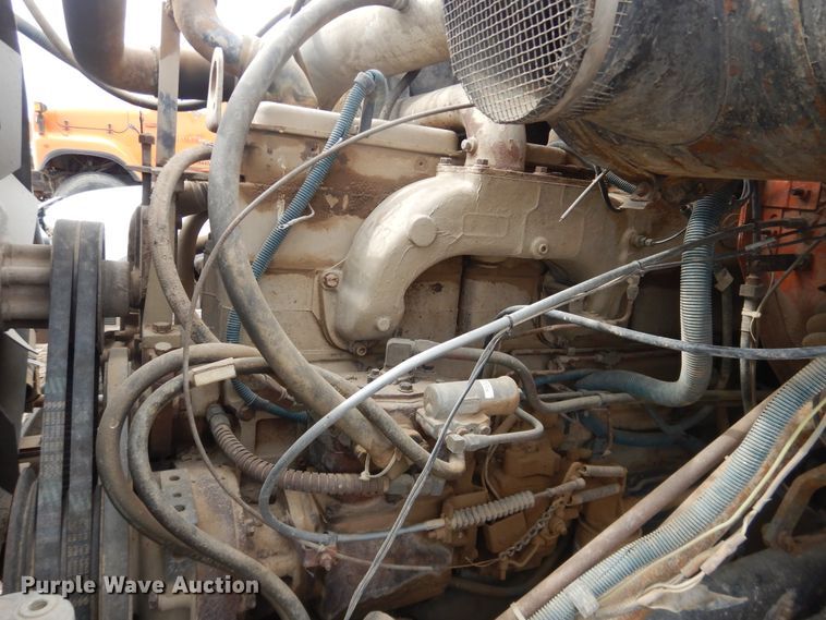 image for item DI5501 1985 International F2574  dump truck