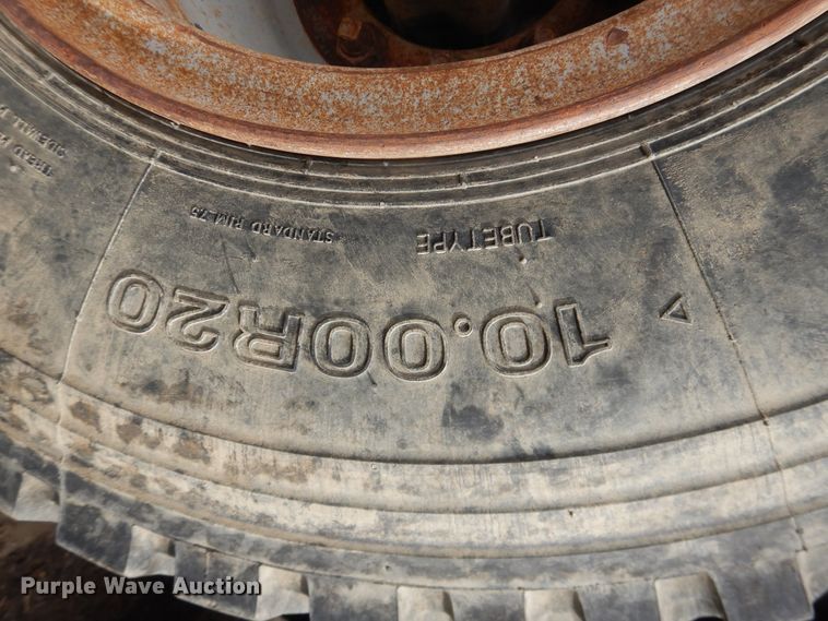 image for item DI5501 1985 International F2574  dump truck