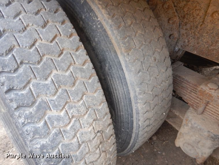 image for item DI5501 1985 International F2574  dump truck