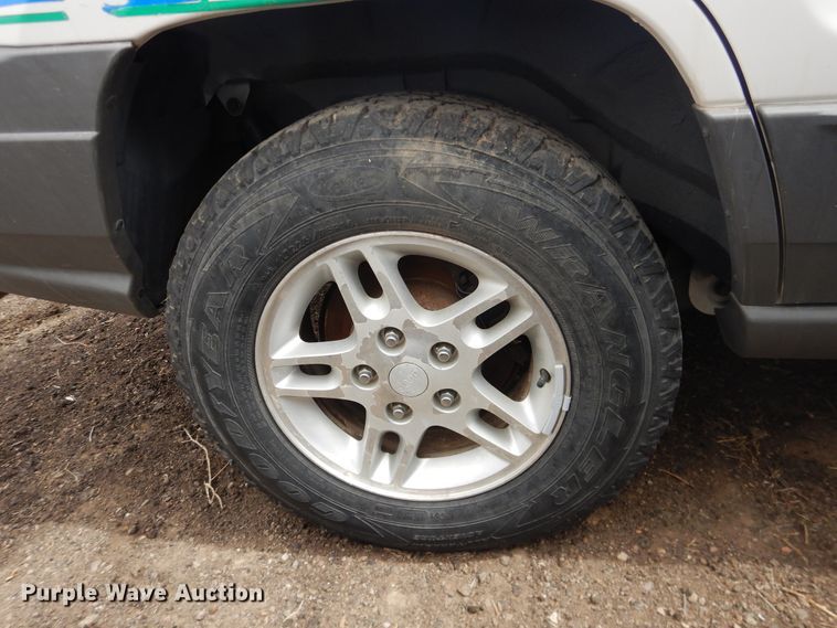 image for item DI5507 2002 Jeep Grand Cherokee  SUV