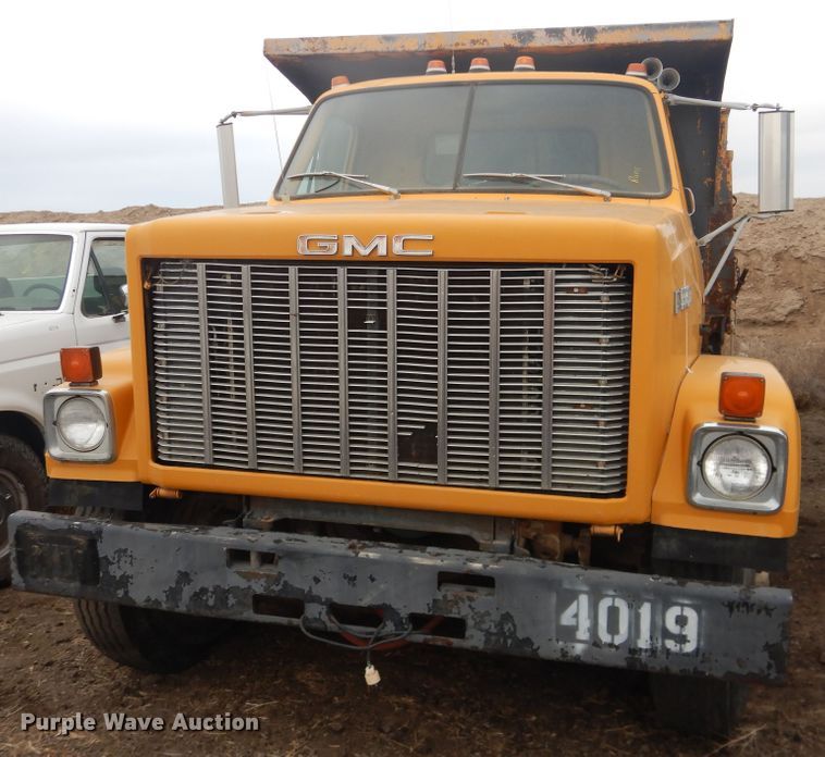 image for item DI5509 1978 GMC Brigadier  dump truck