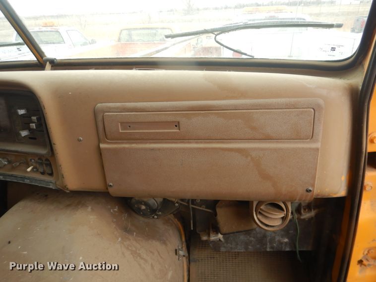 image for item DI5509 1978 GMC Brigadier  dump truck