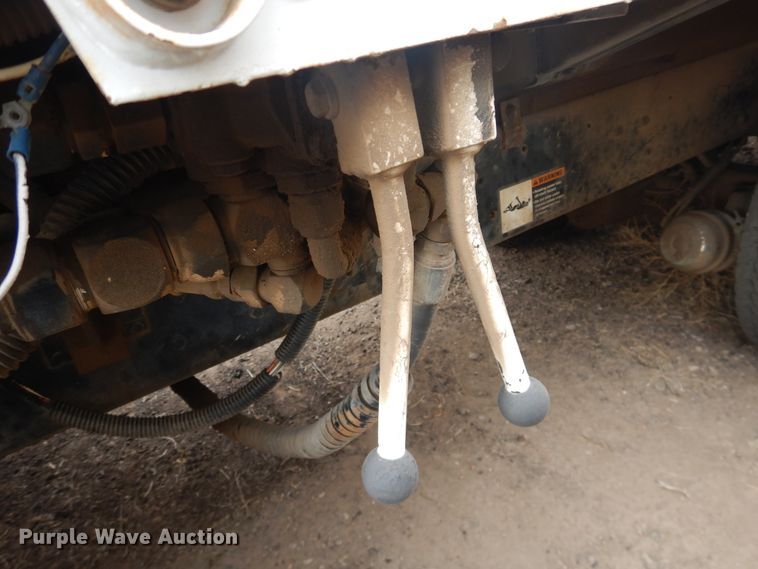 image for item DI5510 1995 Ford L8000  refuse truck