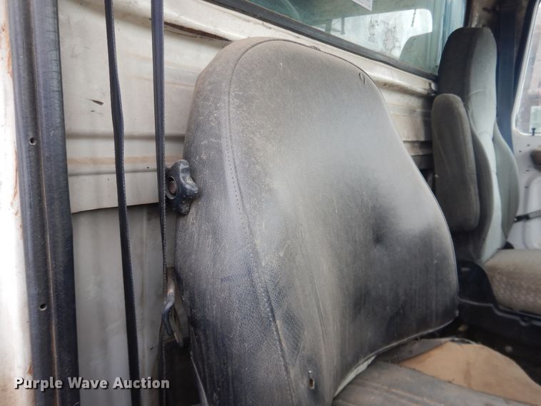 image for item DI5510 1995 Ford L8000  refuse truck