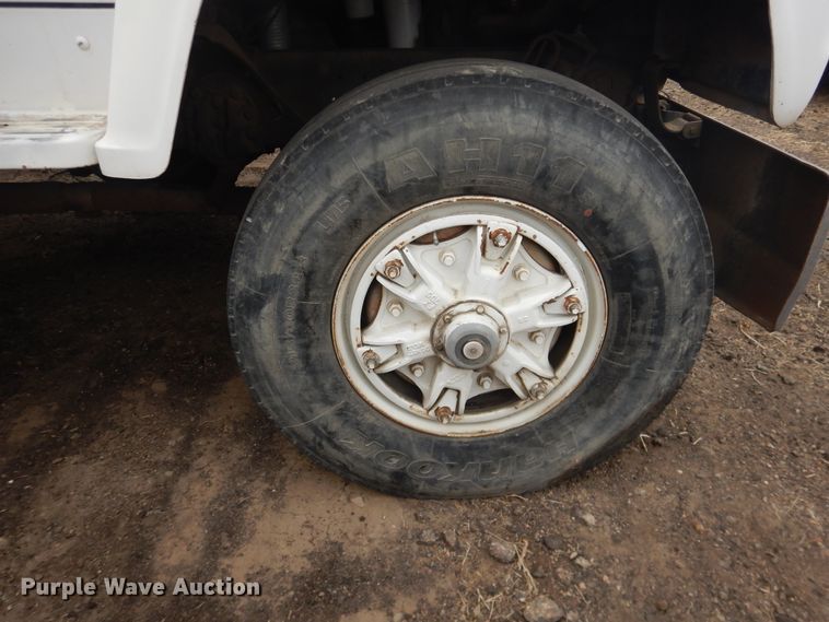 image for item DI5510 1995 Ford L8000  refuse truck