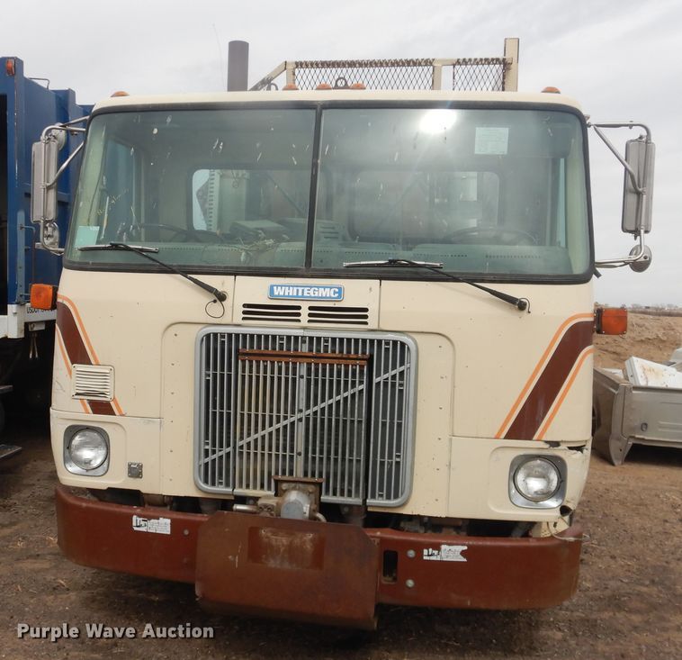 image for item DI5511 1992 White GMC WX Xpeditor  refuse truck