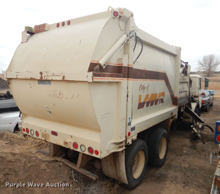 image for item DI5511 1992 White GMC WX Xpeditor  refuse truck