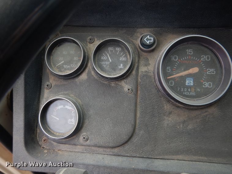 image for item DI5511 1992 White GMC WX Xpeditor  refuse truck