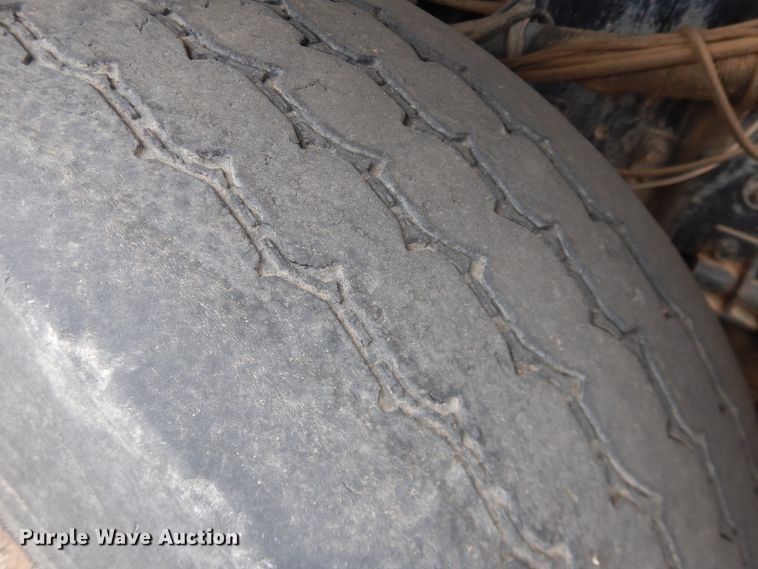 image for item DI5511 1992 White GMC WX Xpeditor  refuse truck