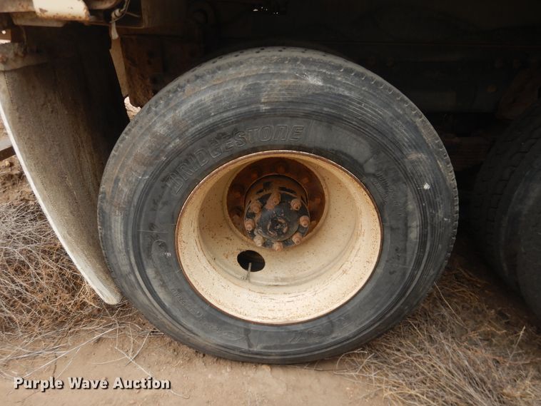 image for item DI5511 1992 White GMC WX Xpeditor  refuse truck