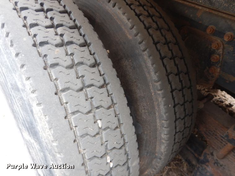 image for item DI5511 1992 White GMC WX Xpeditor  refuse truck