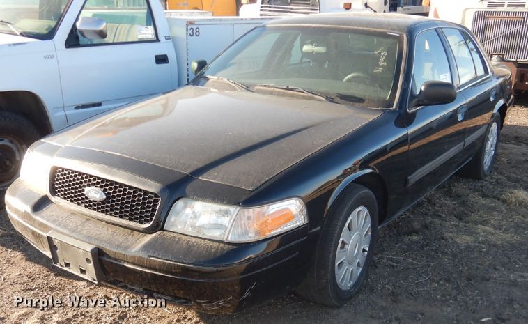 image for item DI5512 2011 Ford Crown Victoria Police Interceptor