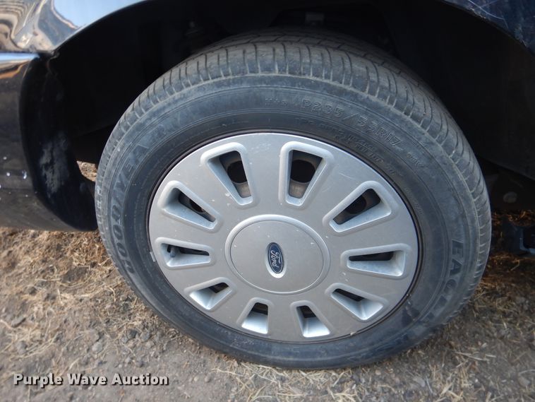 image for item DI5512 2011 Ford Crown Victoria Police Interceptor