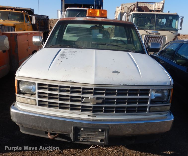 image for item DI5513 1991 Chevrolet K2500  utility bed pickup truck