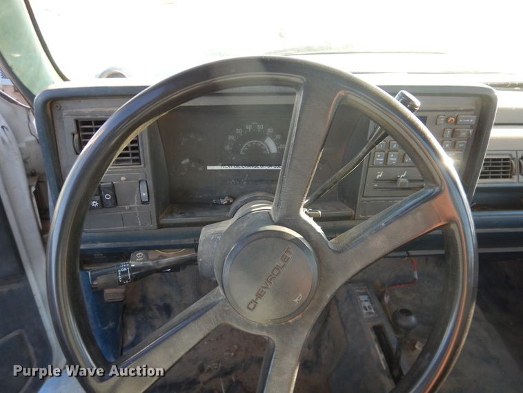 image for item DI5513 1991 Chevrolet K2500  utility bed pickup truck