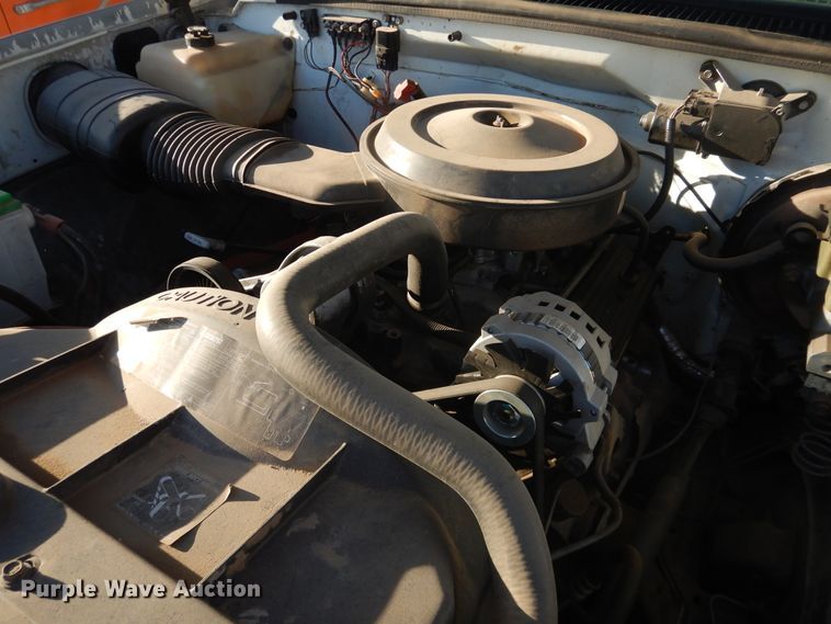 image for item DI5513 1991 Chevrolet K2500  utility bed pickup truck