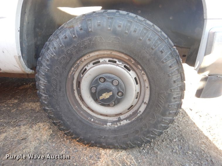 image for item DI5513 1991 Chevrolet K2500  utility bed pickup truck