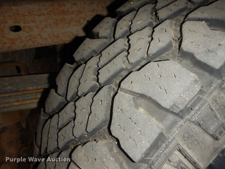 image for item DI5513 1991 Chevrolet K2500  utility bed pickup truck