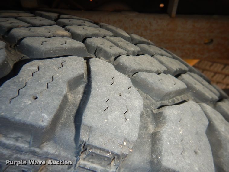 image for item DI5513 1991 Chevrolet K2500  utility bed pickup truck