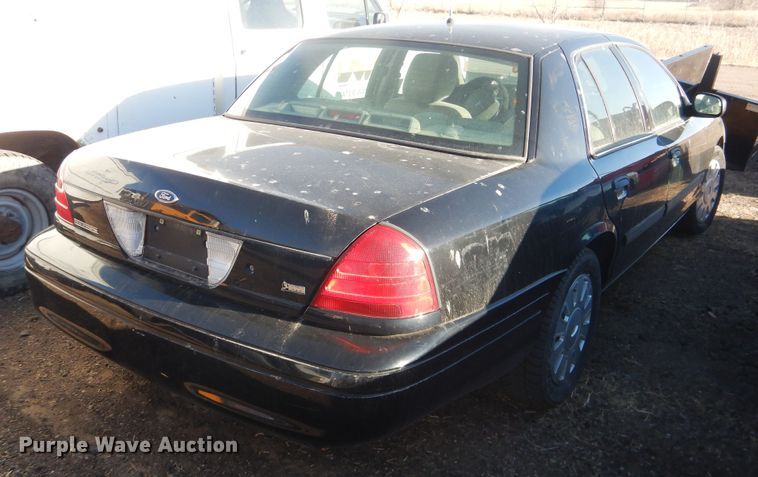 image for item DI5516 2011 Ford Crown Victoria Police Interceptor
