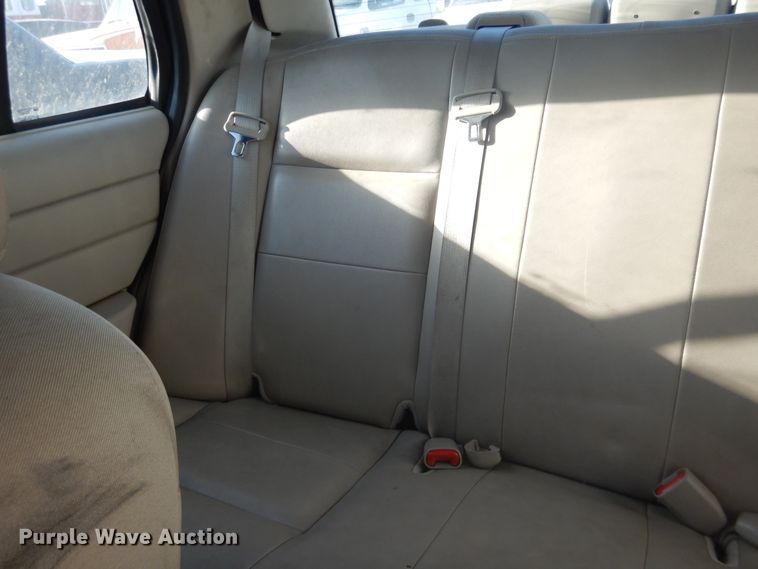 image for item DI5516 2011 Ford Crown Victoria Police Interceptor