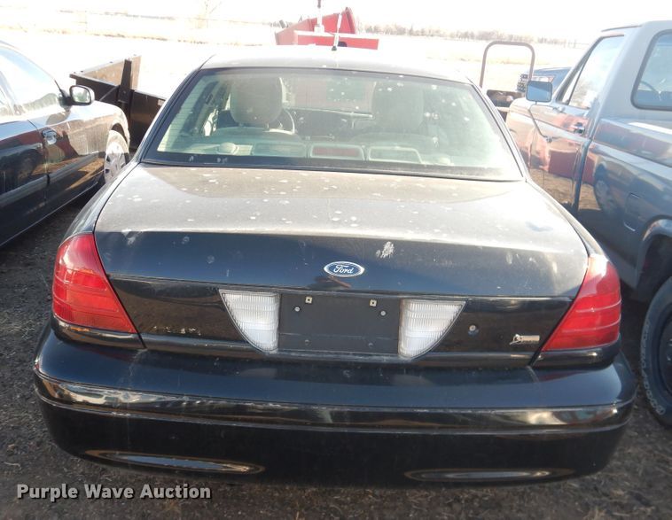 image for item DI5517 2011 Ford Crown Victoria Police Interceptor