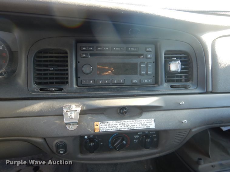 image for item DI5517 2011 Ford Crown Victoria Police Interceptor