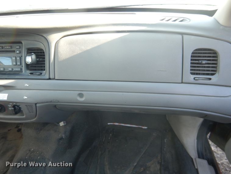 image for item DI5517 2011 Ford Crown Victoria Police Interceptor