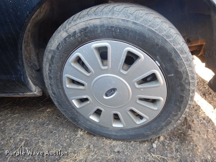 image for item DI5517 2011 Ford Crown Victoria Police Interceptor