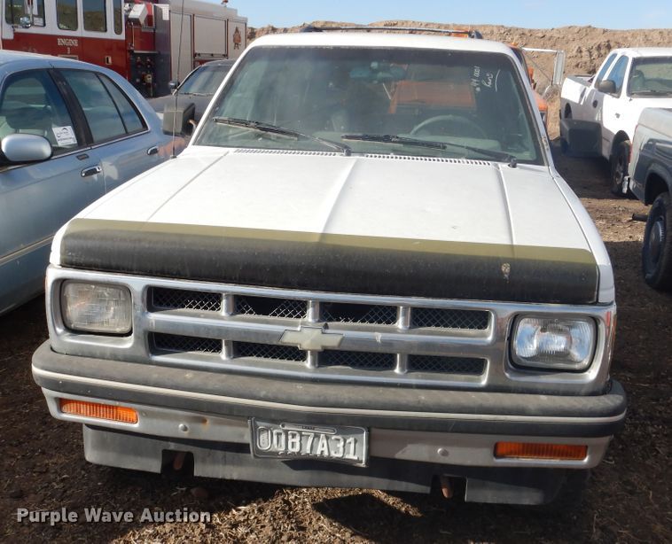 image for item DI5519 1993 Chevrolet S10 Blazer  SUV