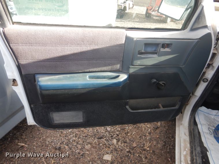 image for item DI5519 1993 Chevrolet S10 Blazer  SUV