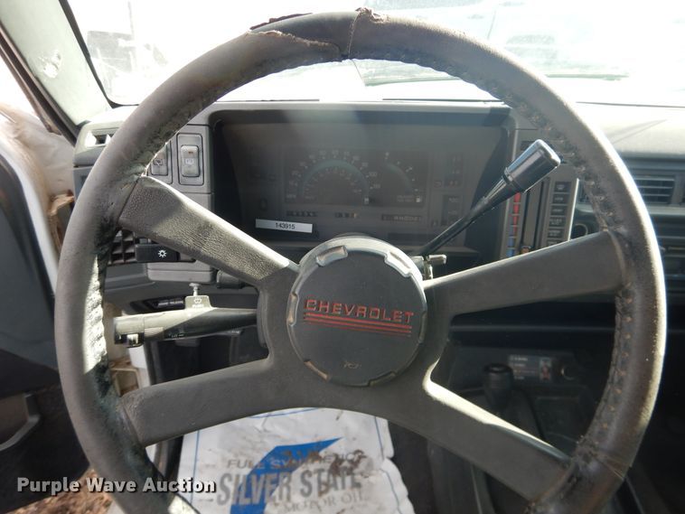 image for item DI5519 1993 Chevrolet S10 Blazer  SUV