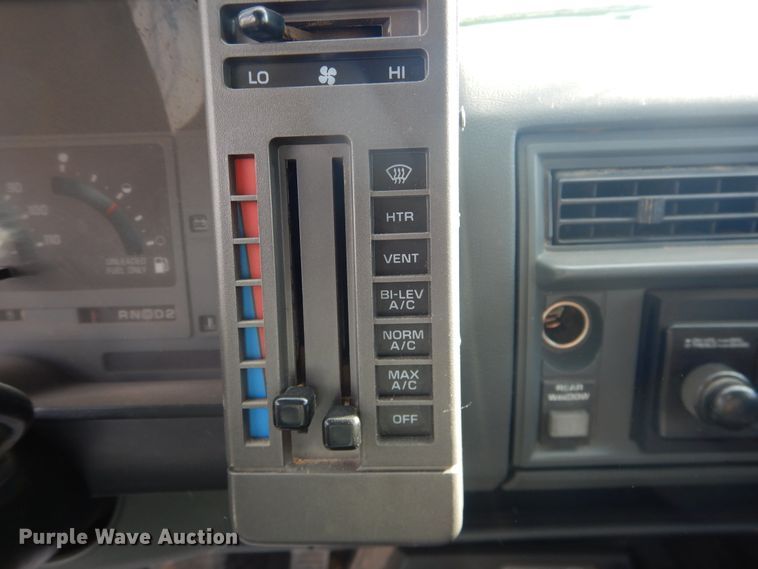 image for item DI5519 1993 Chevrolet S10 Blazer  SUV