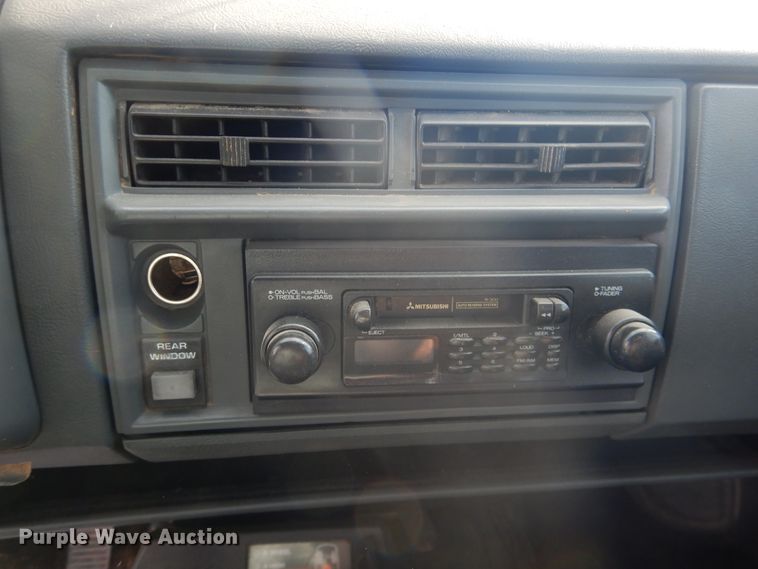 image for item DI5519 1993 Chevrolet S10 Blazer  SUV