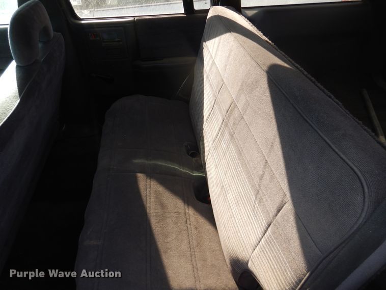 image for item DI5519 1993 Chevrolet S10 Blazer  SUV