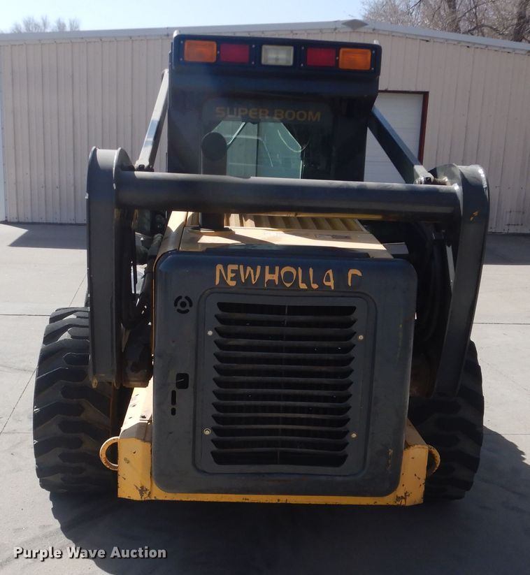 image for item DJ1111 New Holland LS190B  skid steer loader