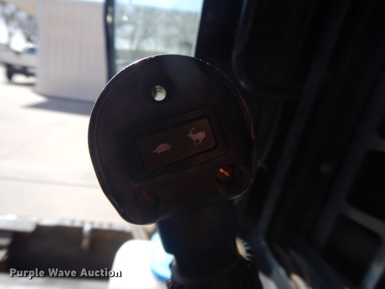 image for item DJ1111 New Holland LS190B  skid steer loader