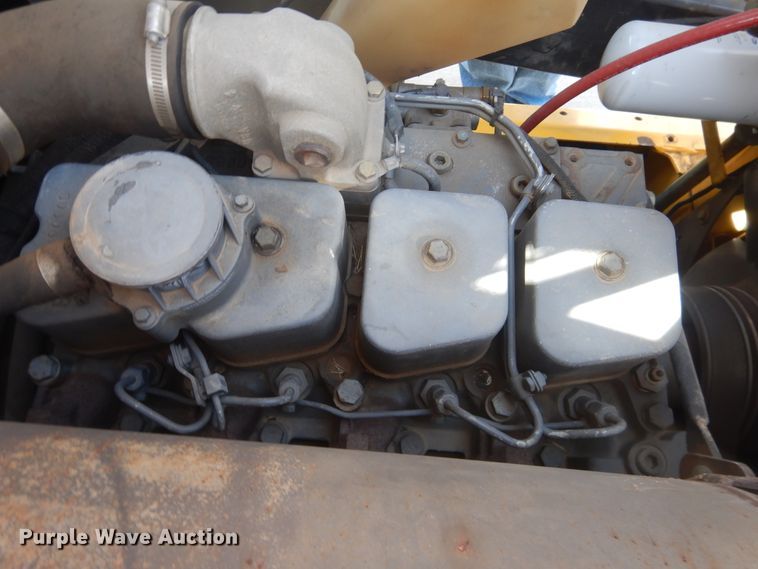 image for item DJ1111 New Holland LS190B  skid steer loader