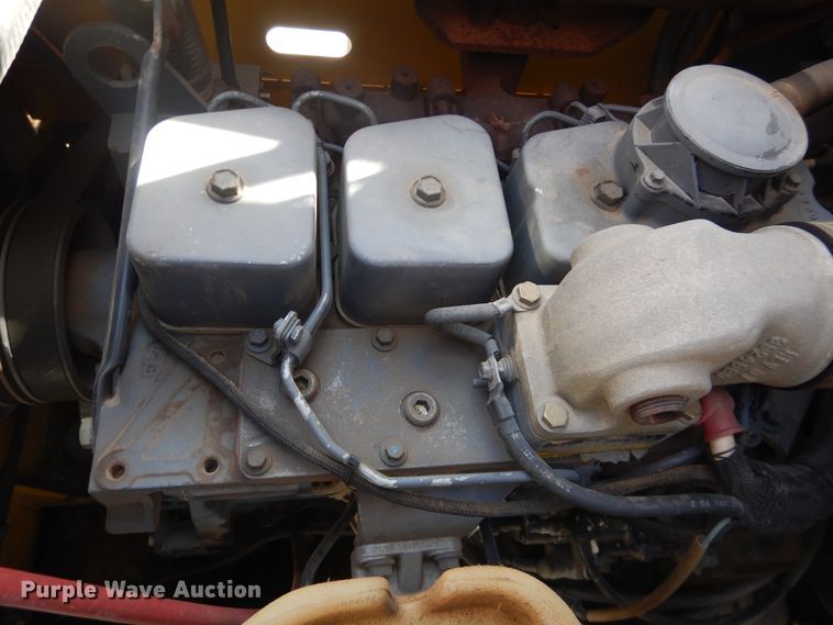 image for item DJ1111 New Holland LS190B  skid steer loader