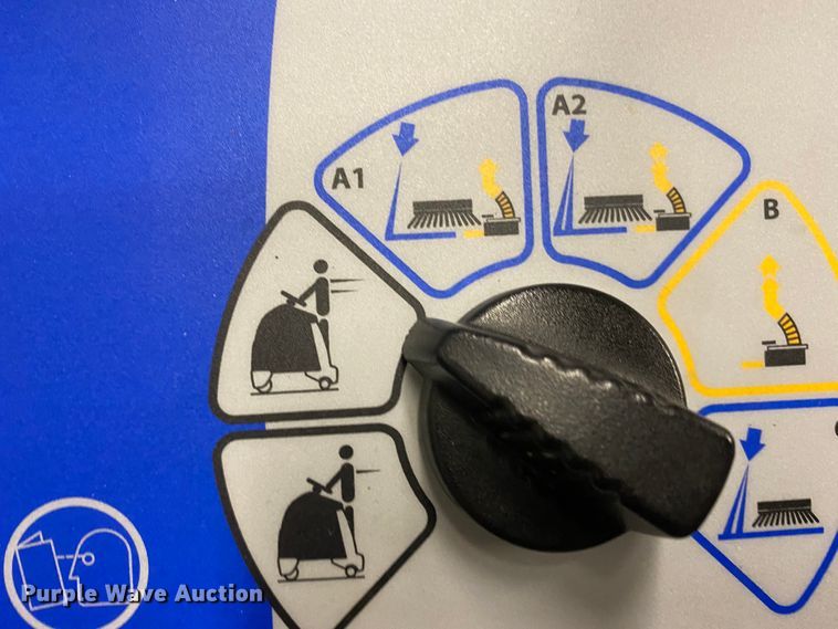 image for item DJ1112 Windsor floor cleaner