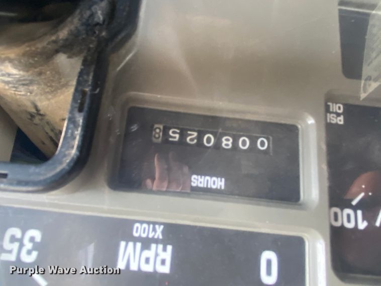 image for item DJ1114 2001 International 3800  school bus